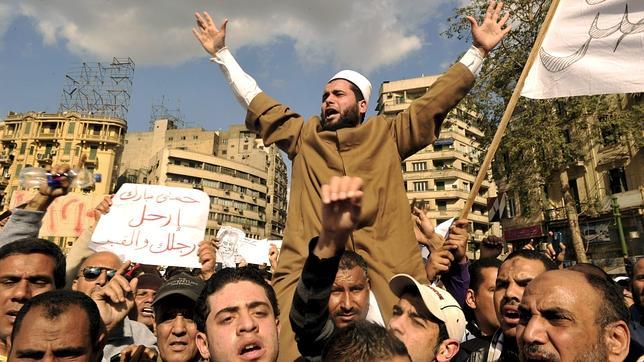 Las empresas españolas congelan su actividad en Egipto