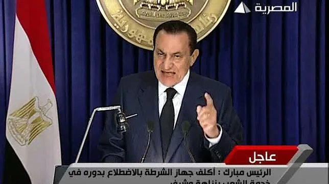 Mubarak: «Es mi país y moriré en su suelo»