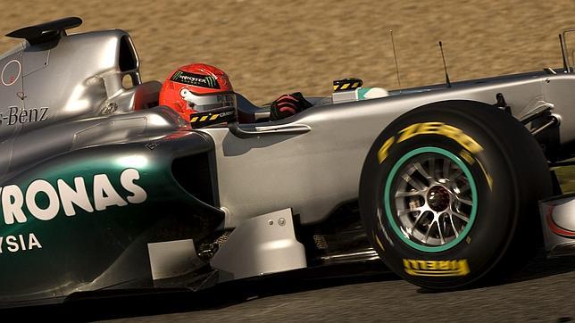 Schumacher da la cara en Jerez