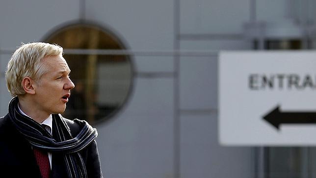 Los abogados de Assange recurren su extradición a Suecia