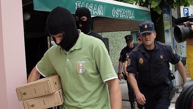 Ruz interroga a ocho policías del «Faisán» para saber si la cinta fue rebobinada