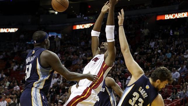 Los Grizzlies pagan los platos ratos