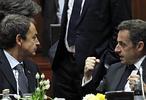 Zapatero y Sarkozy hablaron antes del inicio de la cumbre de la UE