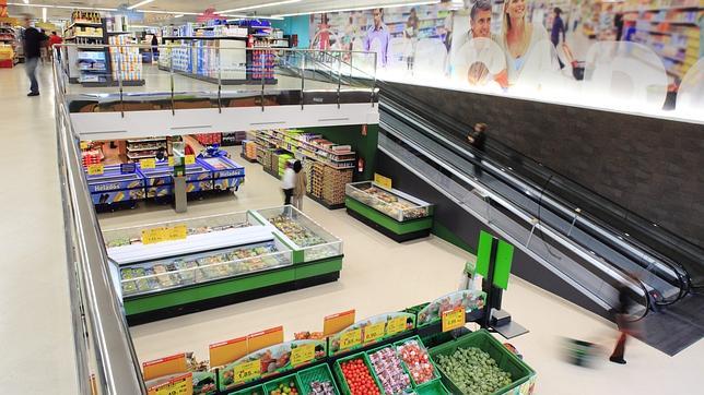 Mercadona, Gadis e Hipercor, las cadenas que mejor indican los precios