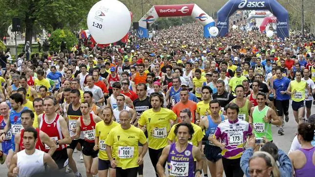 Un hombre permanece grave tras desplomarse al acabar el medio maratón de Madrid