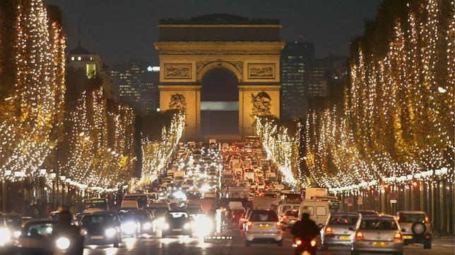 Francia prohibirá los vehículos más contaminantes en ocho grandes ciudades