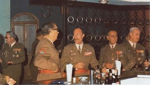 El padre de Chaves, aquel fiel coronel de Franco