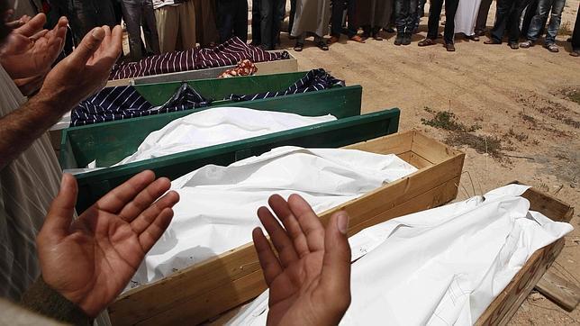 Al menos 12 muertos en los bombardeos de Gadafi sobre Misrata