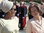 Despedida al Emir de Qatar y la jequesa con traspié incluido