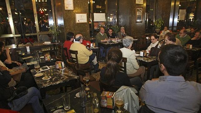 Doce horas de pasión por los libros