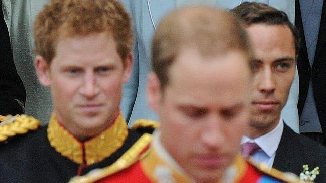 Los chistes del Príncipe Enrique en el discurso de la boda de su hermano Guillermo