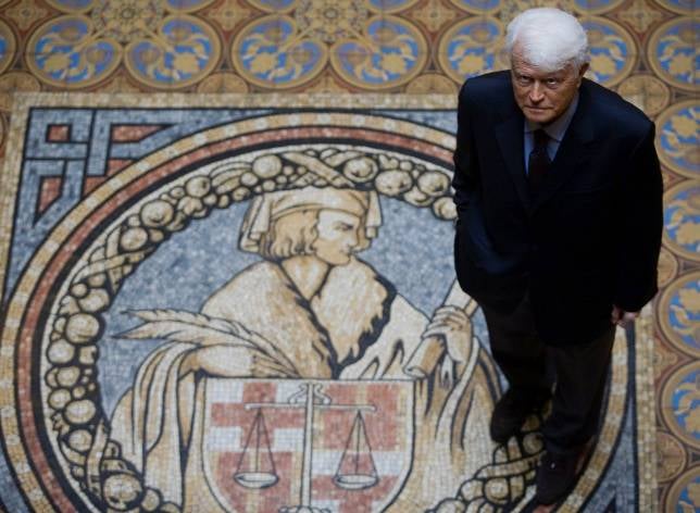 Gian Carlo Caselli: «La mafia va dos siglos por delante»