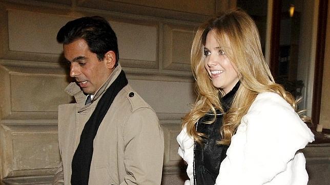 Genoveva Casanova y Gonzalo Vargas Llosa ya no están juntos