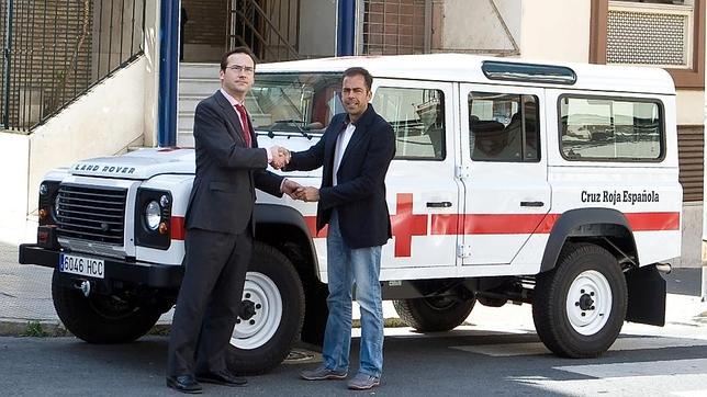 Land Rover, solidaria con Cruz Roja