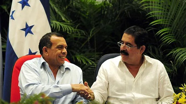 Lobo y Zelaya sellan la reconciliación en Honduras dos años después del golpe