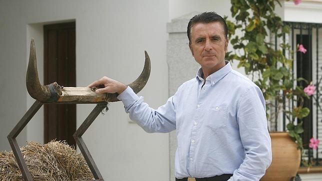 Ortega Cano sigue en estado «crítico» tras superar una segunda operación