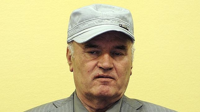 Mladic sale del hospital