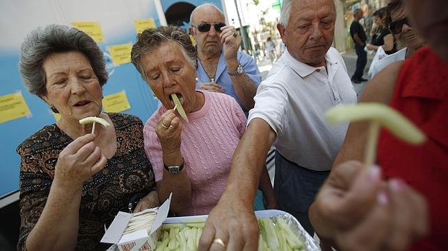 La CE pide a Alemania que no lance más alertas sin pruebas sobre el brote de E. coli