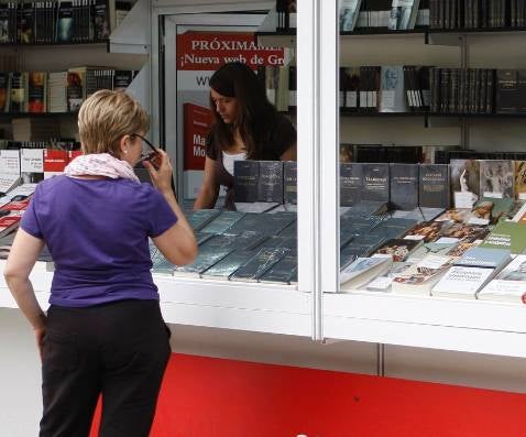 David contra Goliat en la Feria del Libro