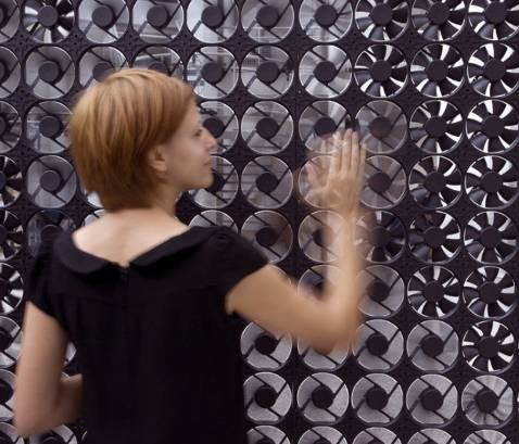 El holandés Daan Roosegaarde exhibe sus paisajes interactivos