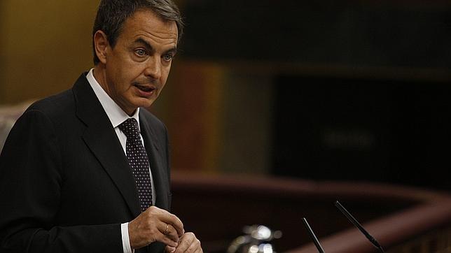 Zapatero anuncia ayudas a las familias que no puedan hacer frente al embargo hipotecario