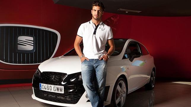 Maxi Iglesias «ficha» por SEAT