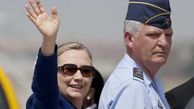 Hillary Clinton llega a España para reunirse con el Rey, Zapatero y Rajoy