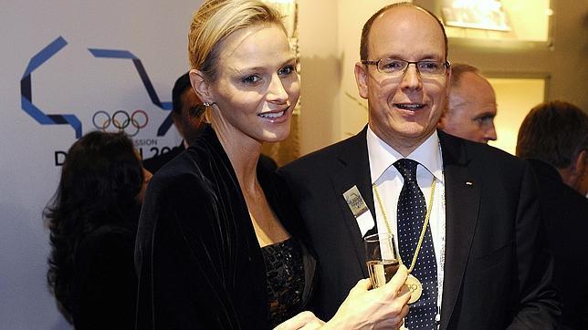 Alberto y Charlene reaparecen en Sudáfrica