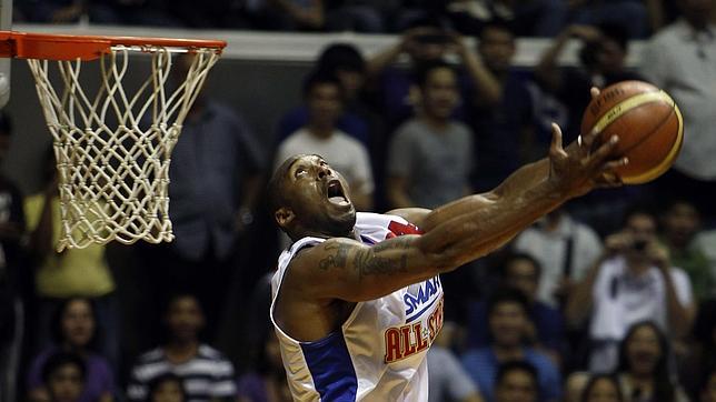 La FIBA ratifica el permiso para que los jugadores de la NBA fichen por otros clubes