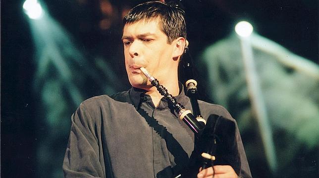 Denuncian a Hevia por insultar a la tripulación en un vuelo