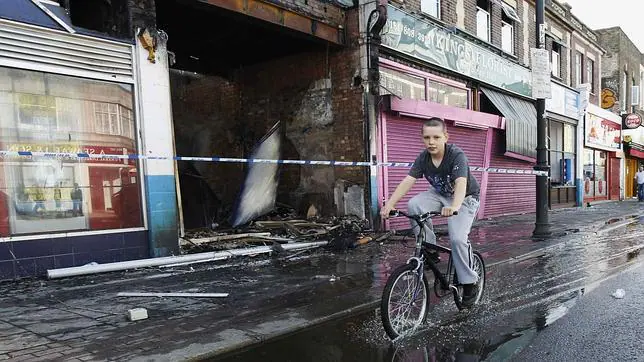 Tottenham, Un Barrio Pobre Y Diverso Dividido Ante Los Graves Disturbios