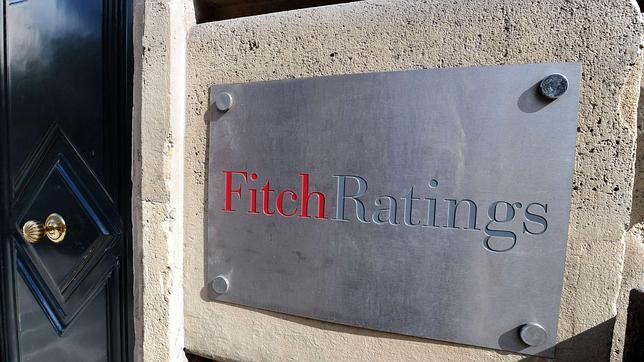 Fitch ratifica la máxima nota de EE.UU. con perspectiva «estable»