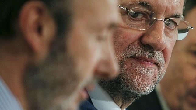 La Academia de la Televisión se ofrece a PP y PSOE para organizar el debate