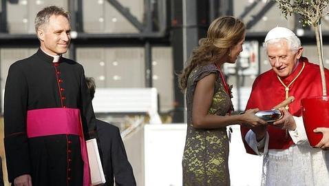 Un asistente a lo George Clooney