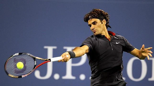 Roger Federer debuta en el Abierto con una clara victoria ante Giraldo