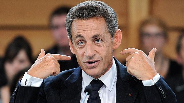 Sarkozy quiere que los políticos franceses tomen ejemplo de los españoles