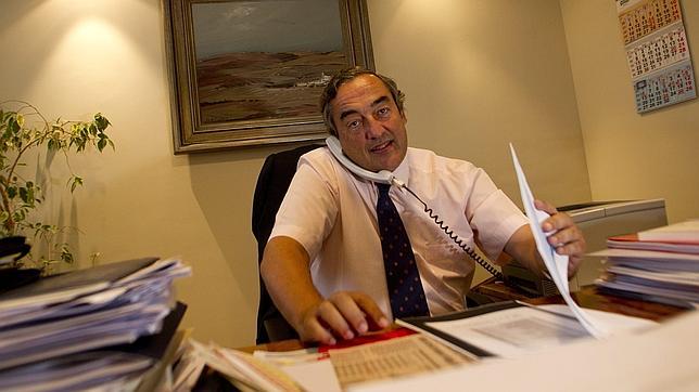 «Los funcionarios deben ser como trabajadores del sector privado»