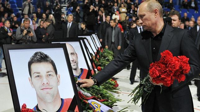 Muere el jugador de hockey que sobrevivió al accidente del avión ruso Yak-42