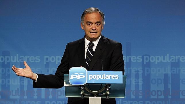 González Pons reta a Rubalcaba a un debate en Twitter