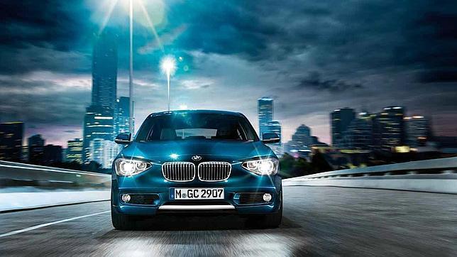 Alejandro Sanz apadrina el nuevo BMW Serie 1