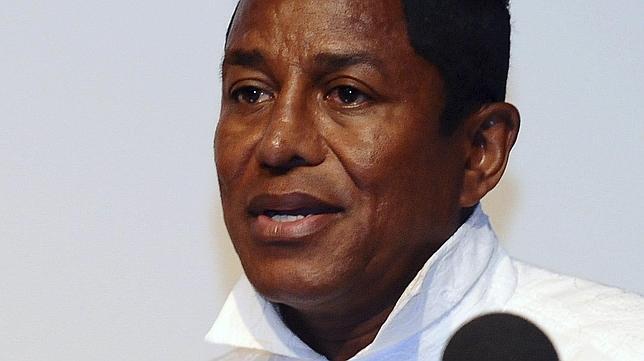 Michael Jackson murió por «codicia, poder y dinero», según su hermano Jermaine