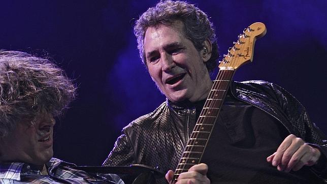 Miguel Ríos se despide tras 50 años en los escenarios