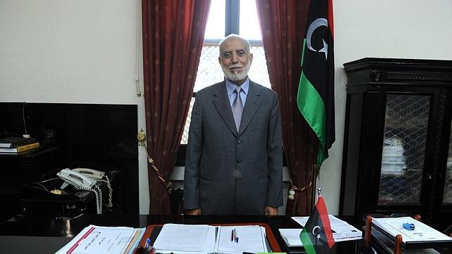 Abdulrazak Abú Hajar: «Me fui de Libia para que mis hijas no hicieran la mili»