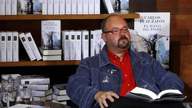 Ruiz Zafón regresa a las librerías con «El prisionero del cielo»