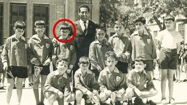 Rubalcaba recurre a «Alfredito» para ganarse el voto de los españoles