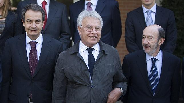 González: «Eguiguren ha cometido un error de apreciación importante»