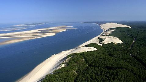 Arcachon y un plato de ostras