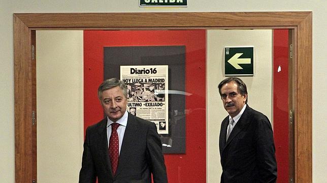 «Los becarios no serán precarios»