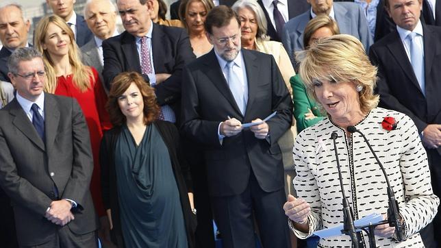 Esperanza Aguirre: «El PSOE va a sacar un resultado tan malo que tendrá que reconstruirse»