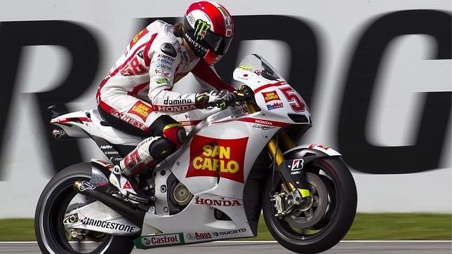 Morir por no soltar la maneta del gas